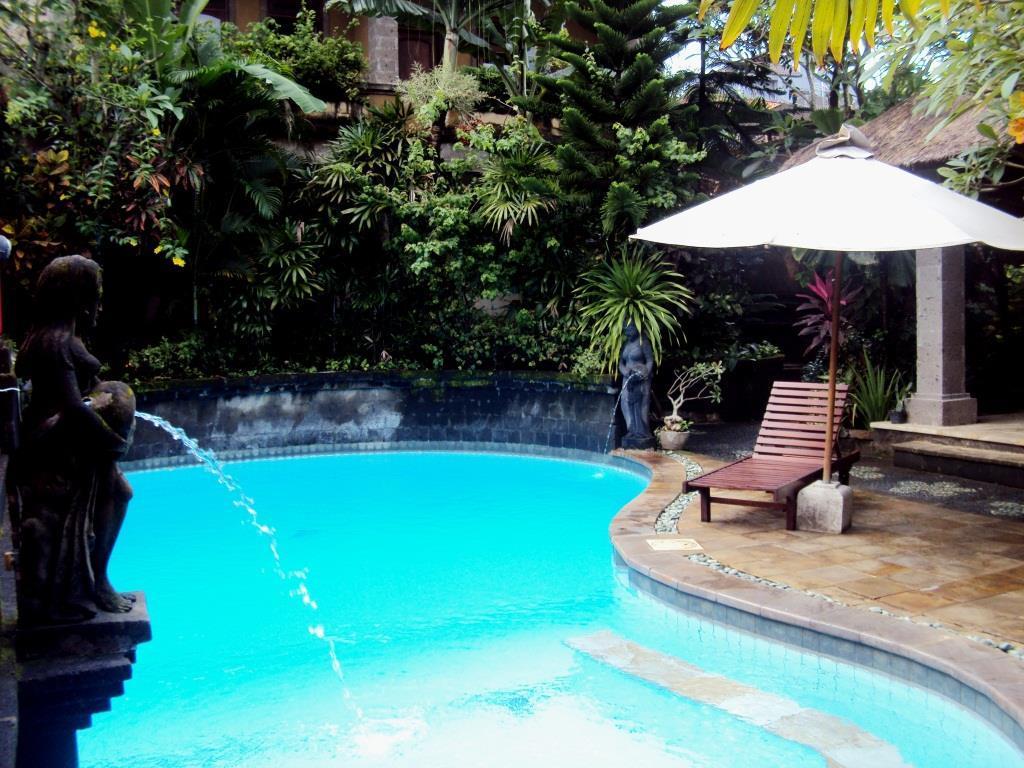 Ellies Hotel Nusa Dua  Exterior foto